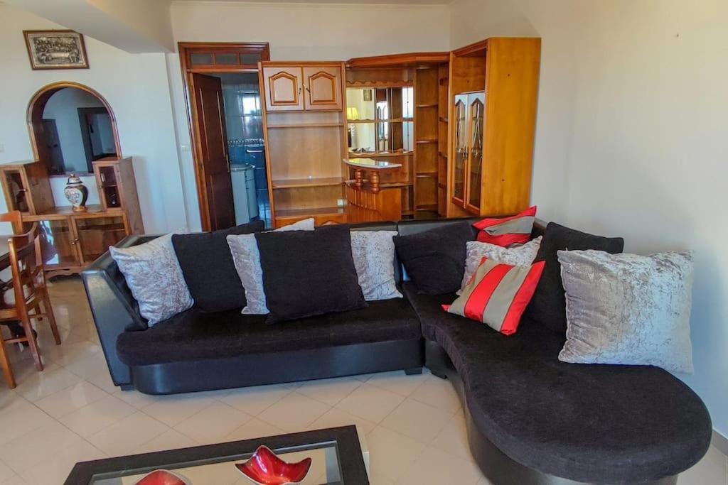 The Funny And Relax Apartment With Terrace & View Arco da Calheta  Eksteriør bilde